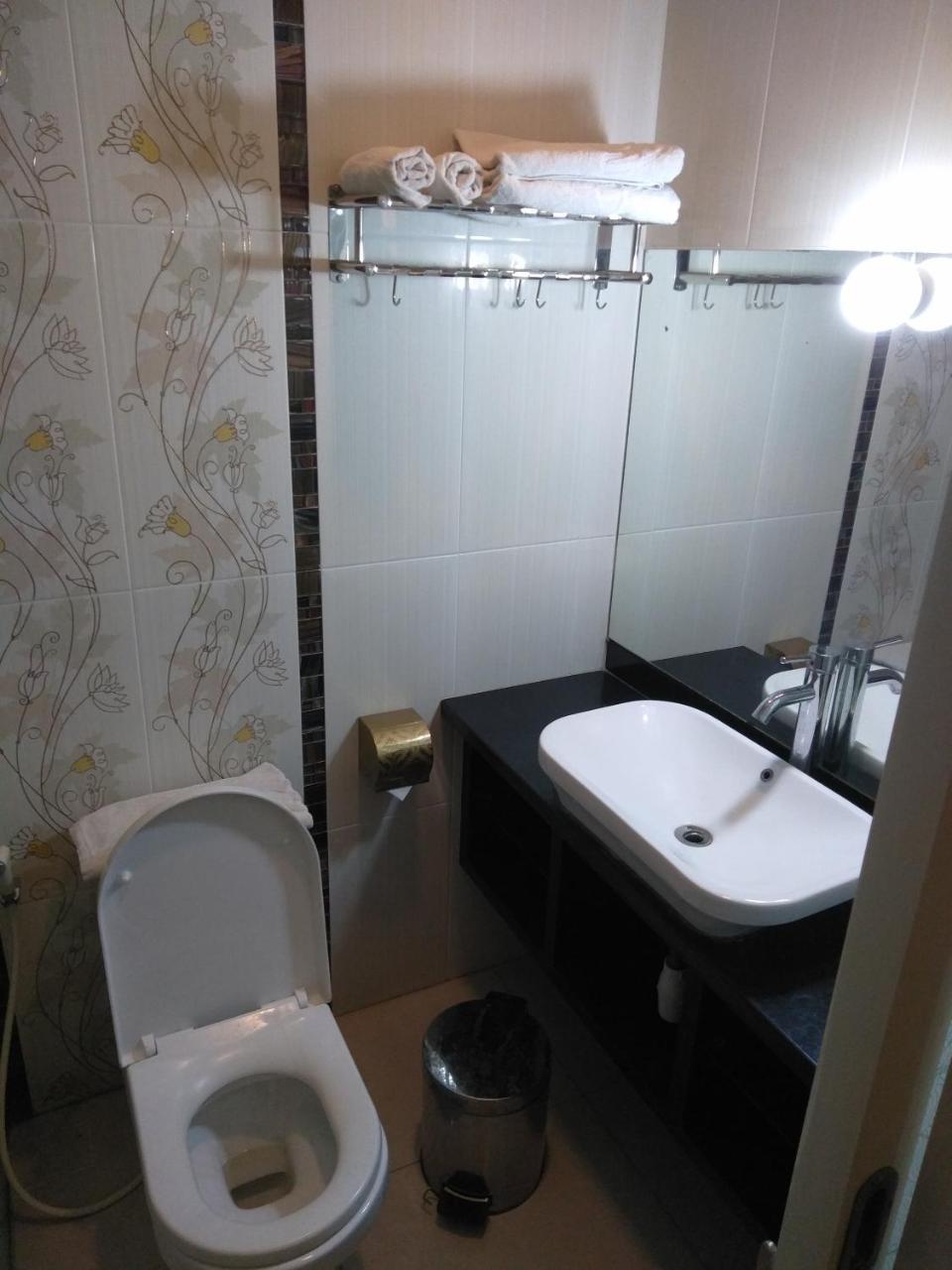 Malang City Boulevard Homestay Ngoại thất bức ảnh